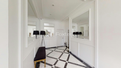 Image 73 - 592785